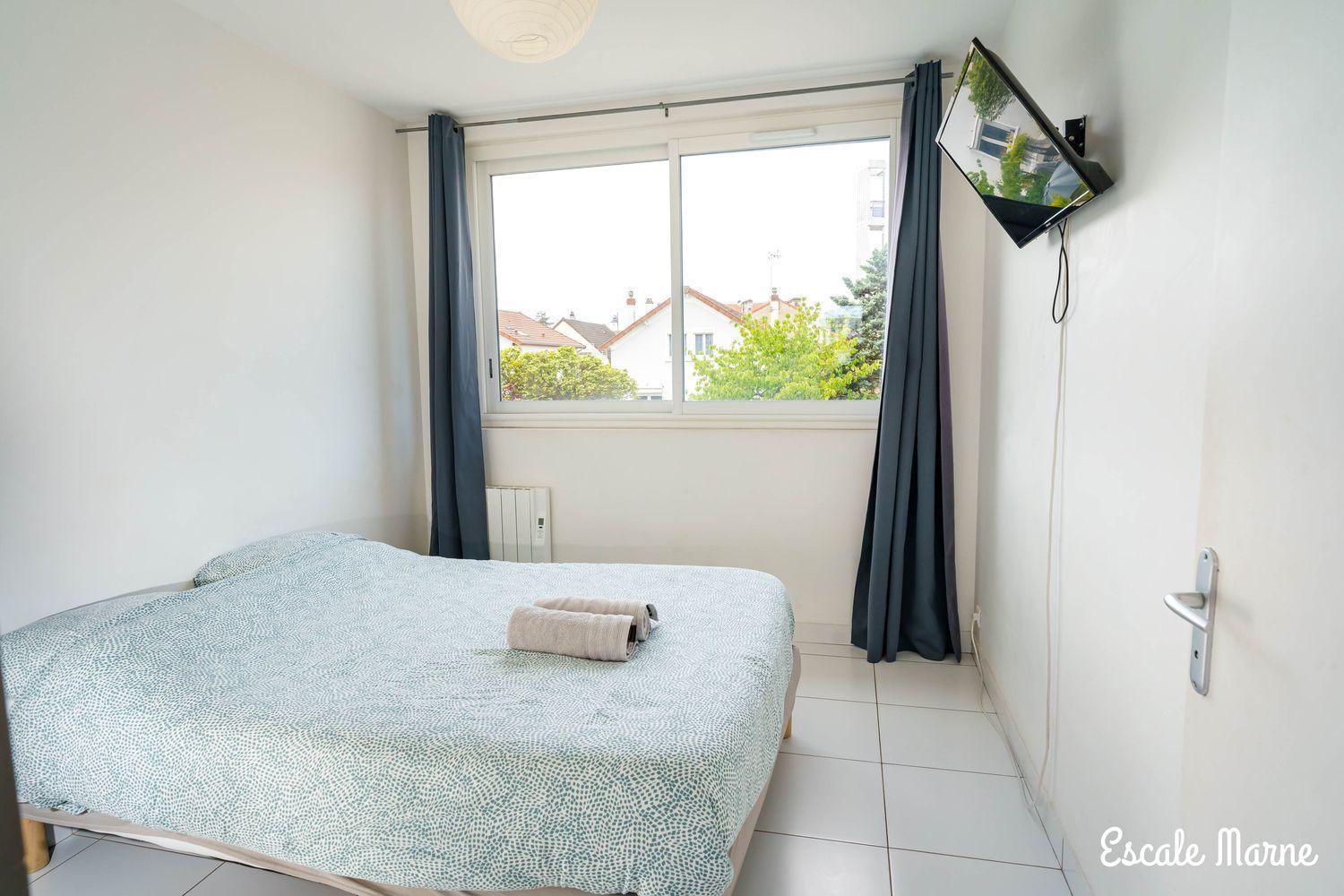 Escale-Marne Fr - 202 - Free Parking - Free Luggage Storage - All Equipped - Linen Included - Washing Machine - 10Mn Walk Metro 8 - Rer A - Panoramic View - From 1 To 14 Guests Maisons-Alfort Bilik gambar
