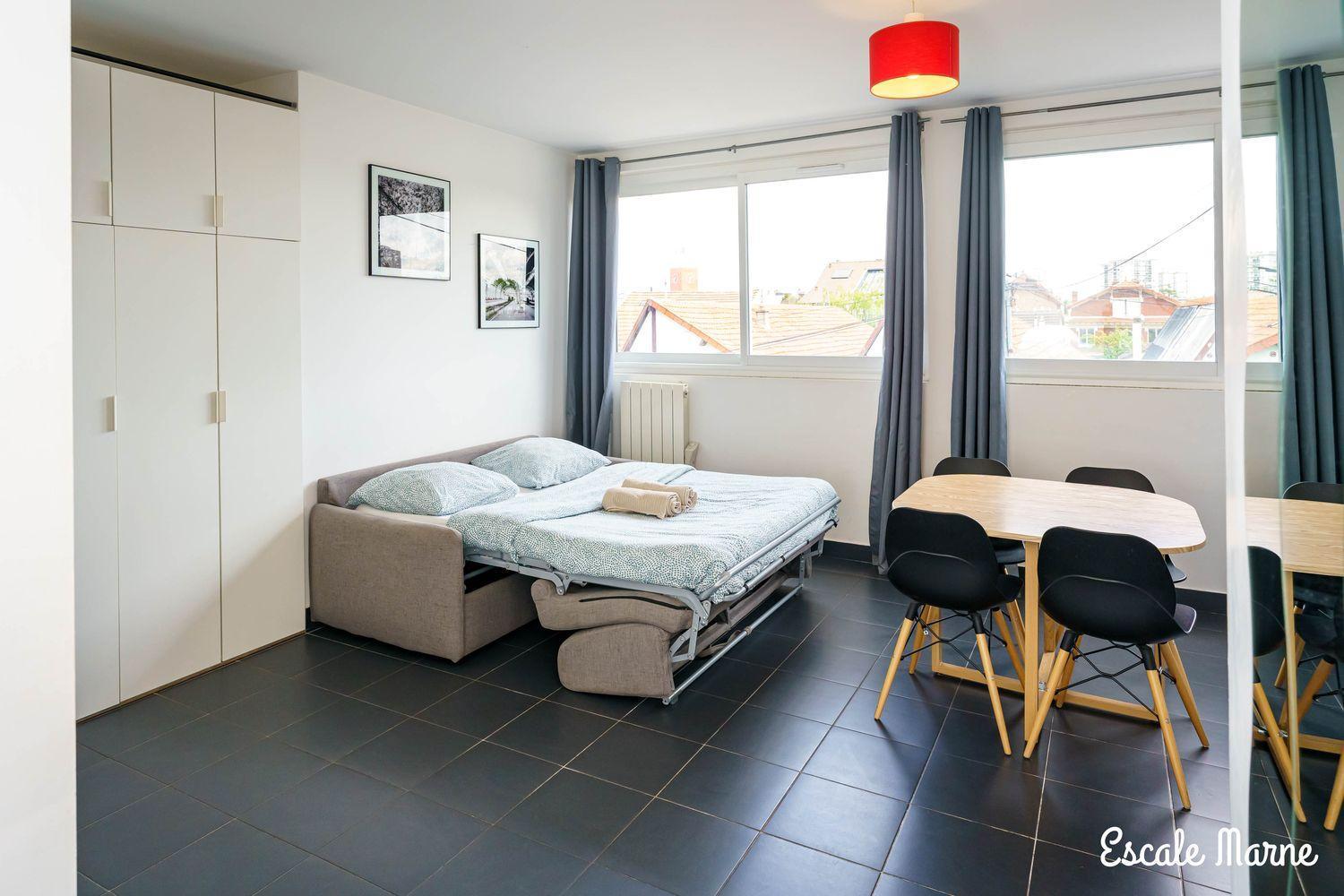 Escale-Marne Fr - 202 - Free Parking - Free Luggage Storage - All Equipped - Linen Included - Washing Machine - 10Mn Walk Metro 8 - Rer A - Panoramic View - From 1 To 14 Guests Maisons-Alfort Bilik gambar
