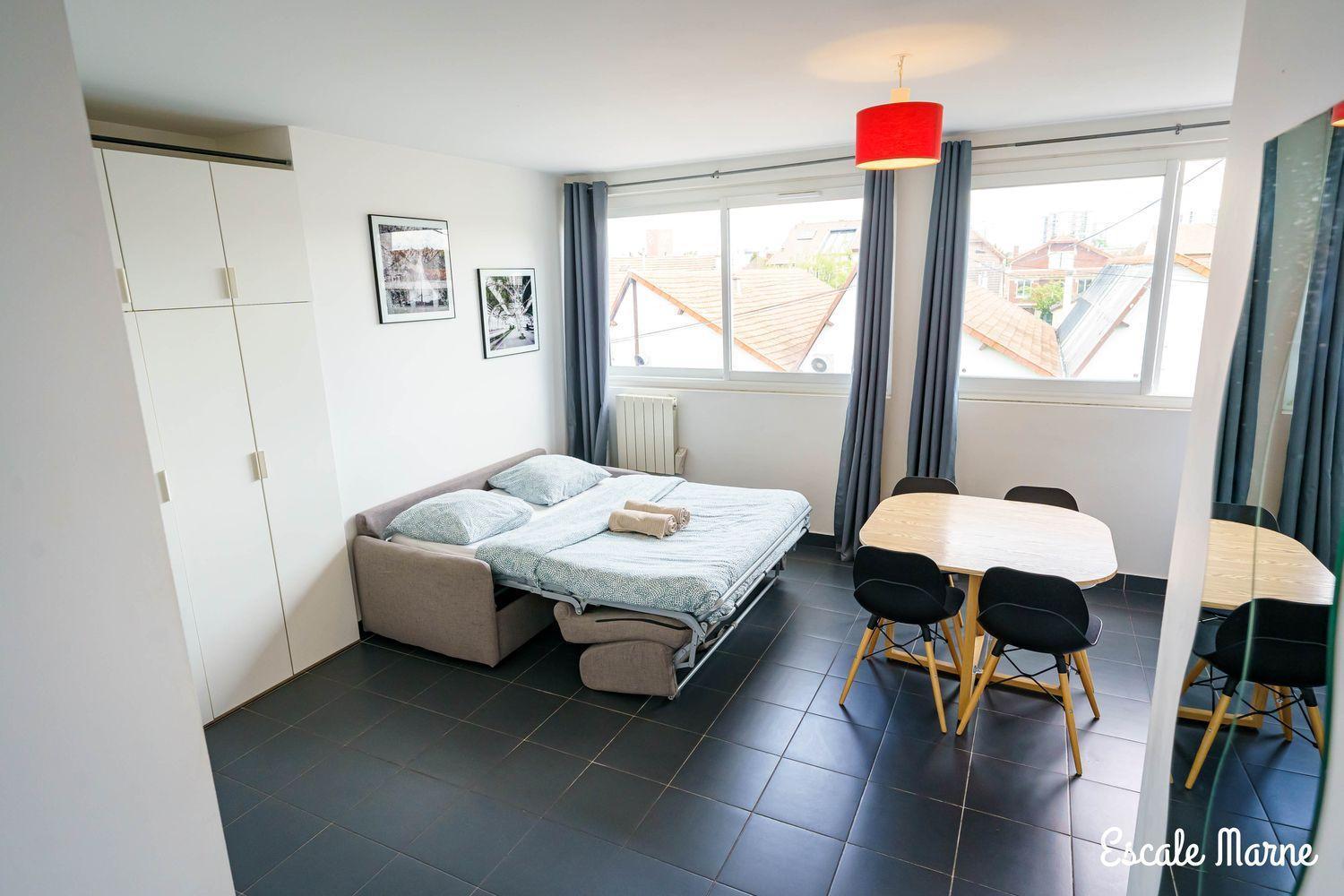 Escale-Marne Fr - 202 - Free Parking - Free Luggage Storage - All Equipped - Linen Included - Washing Machine - 10Mn Walk Metro 8 - Rer A - Panoramic View - From 1 To 14 Guests Maisons-Alfort Bilik gambar